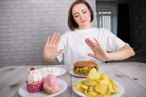 cómo dejar de comer compulsivamente - rechazo