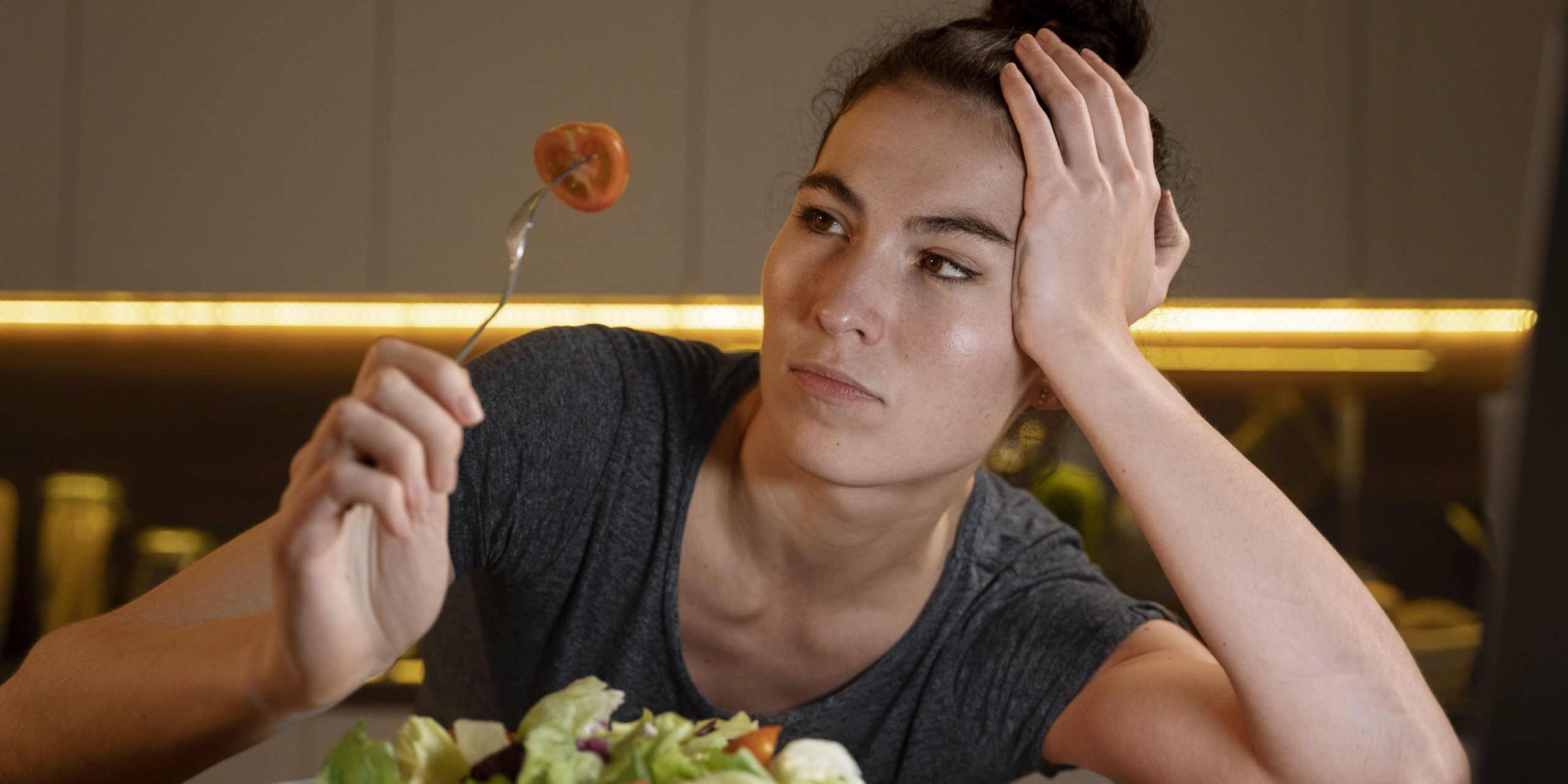 que hacer despues de un atracon de comida – comer ensalada